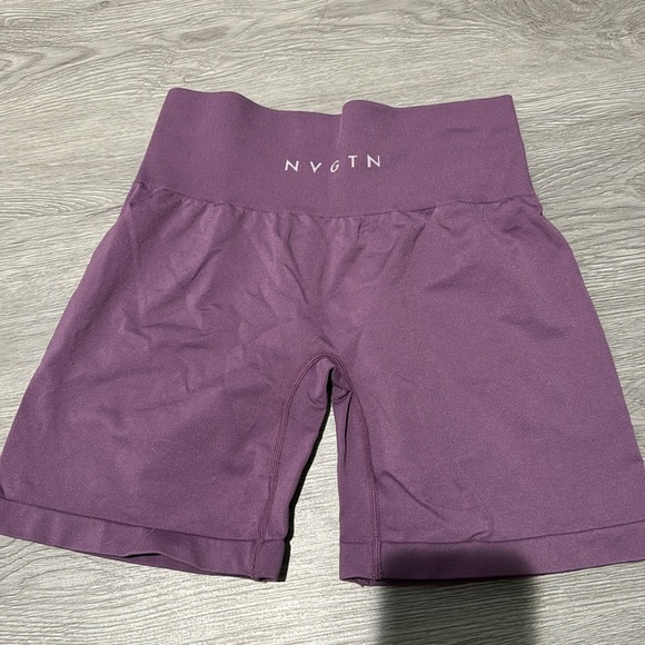 Nvgtn purple shorts solid seamless - Picture 2 of 2